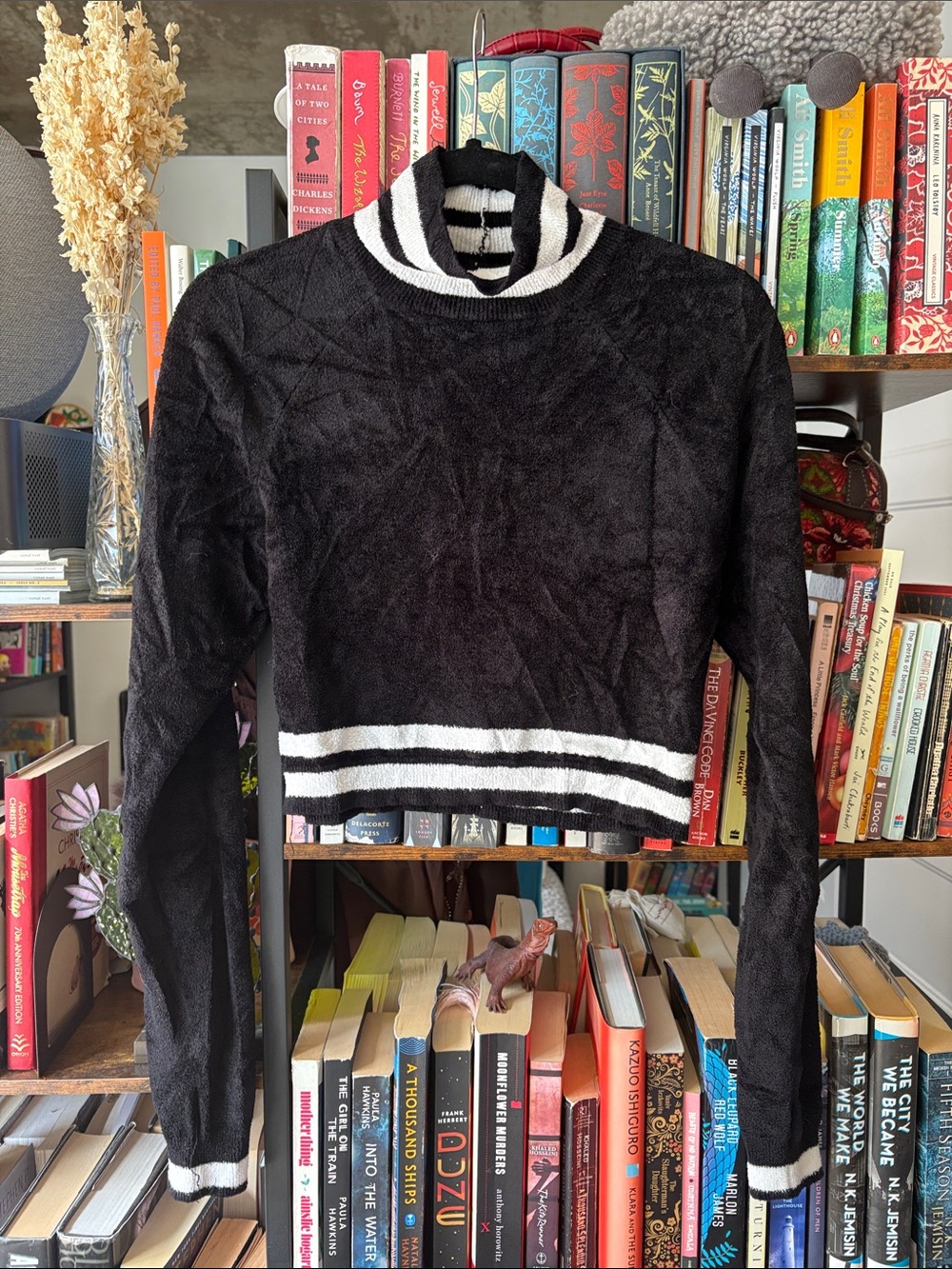 Black Cropped Sweater with White Striped Collar and Hem